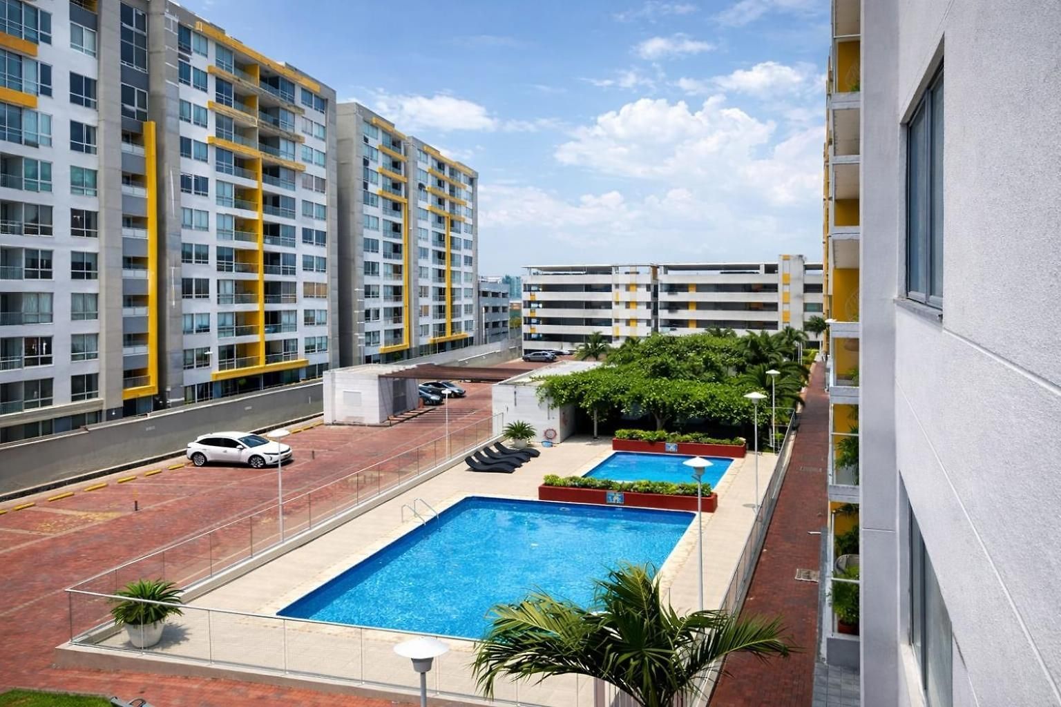 Apartamento - 3 - Zona Tranquila - Piscina&gym - Parqueadero - Internet