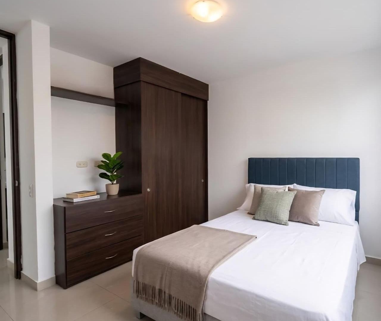 - 3 - Zona Tranquila - Piscina&gym - Parqueadero - Internet Cartagena