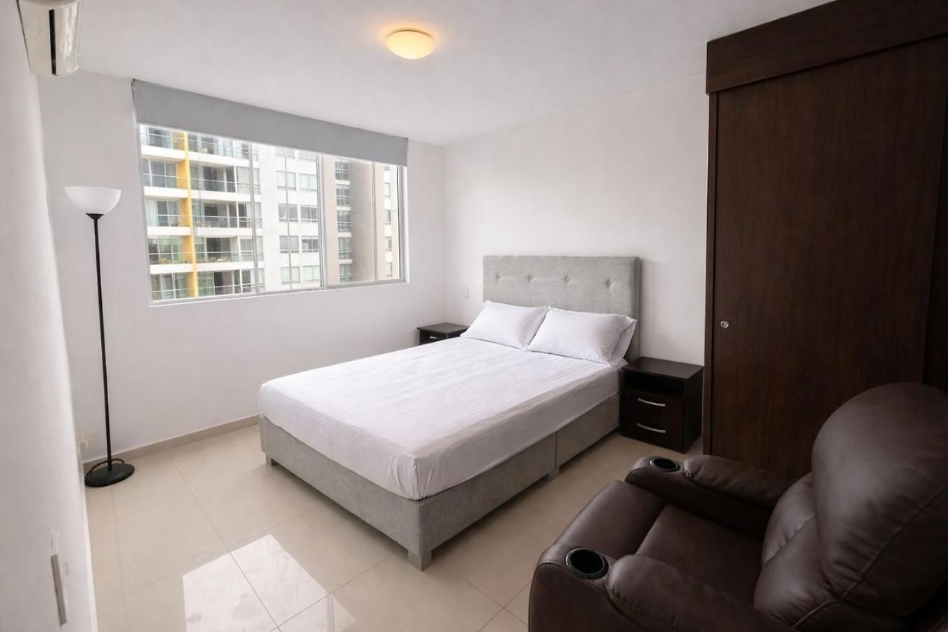 - 3 - Zona Tranquila - Piscina&gym - Parqueadero - Internet Apartamento *