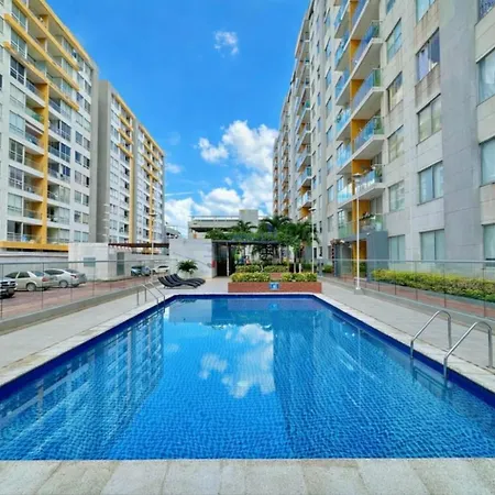 Apartamento - 3 - Zona Tranquila - Piscina&gym - Parqueadero - Internet